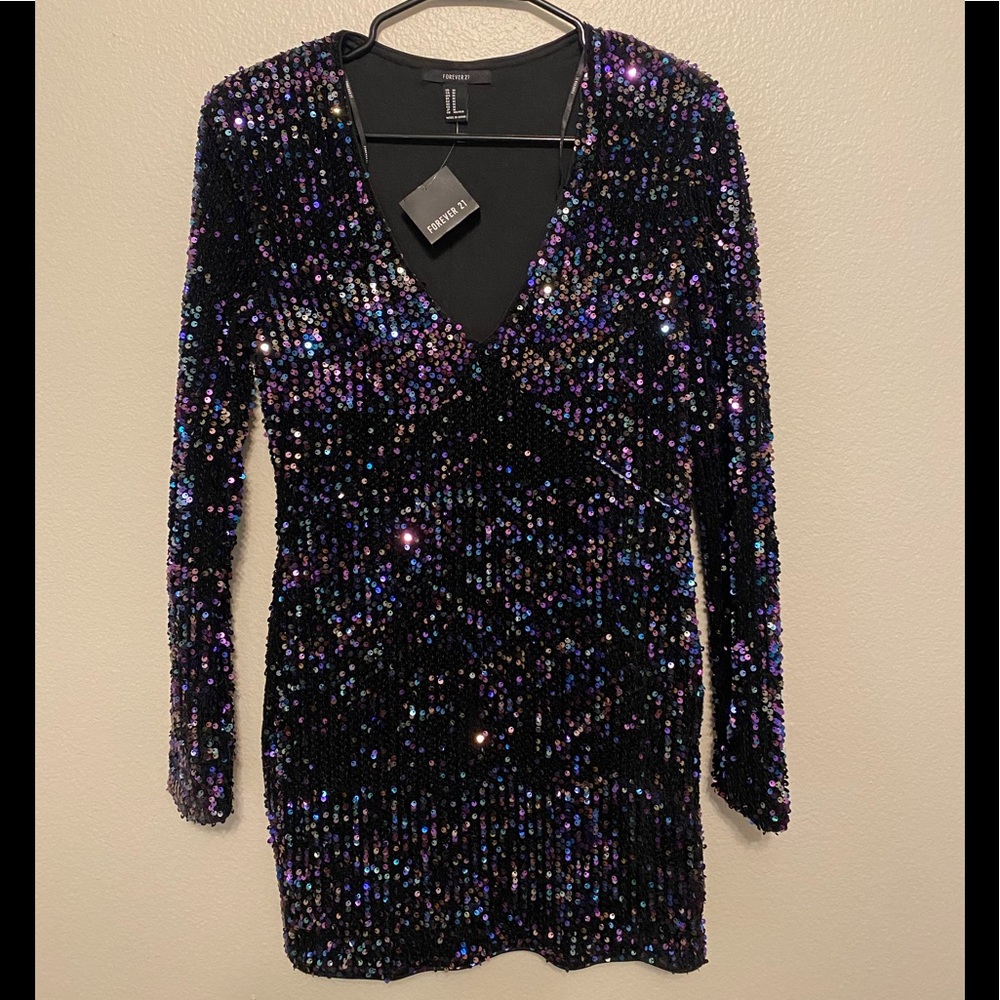 NWT Forever 21 long sleeve sequin mini dress